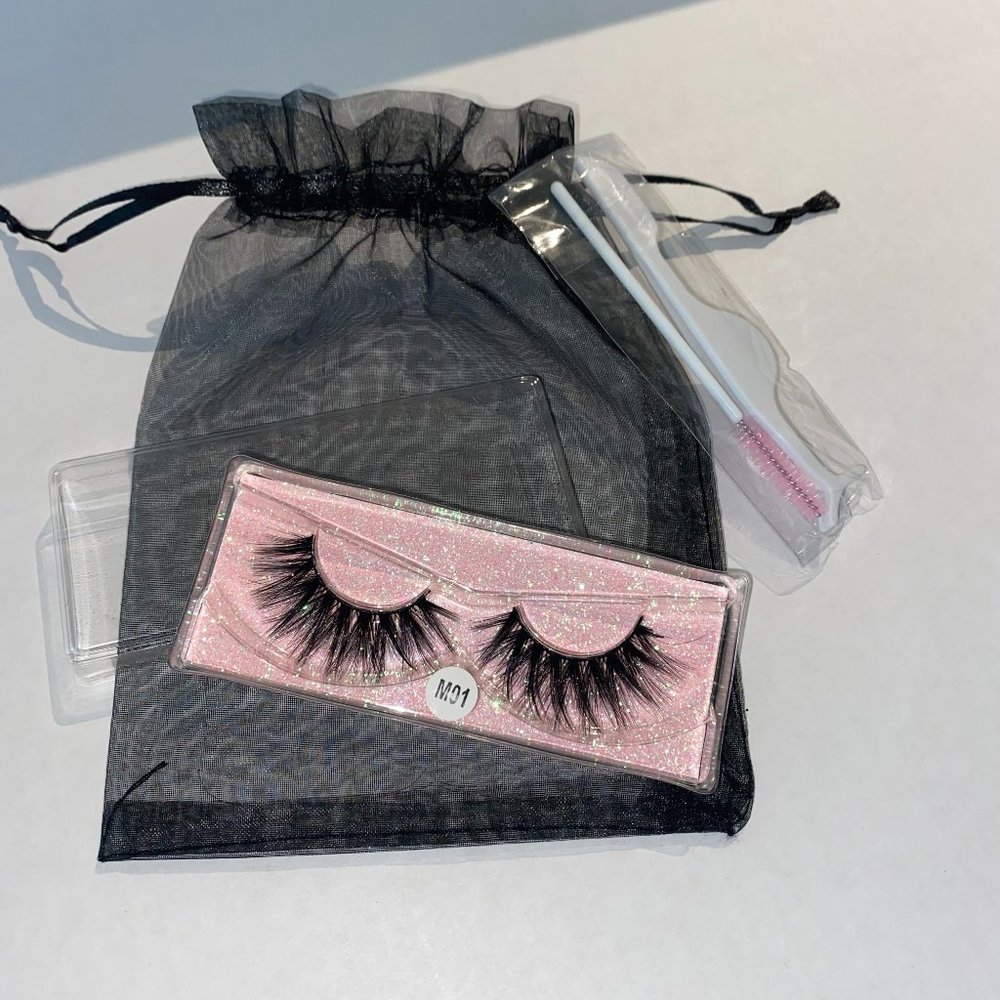 🌸FAUX 3D Mink Lashes‎ w/applicator & brush